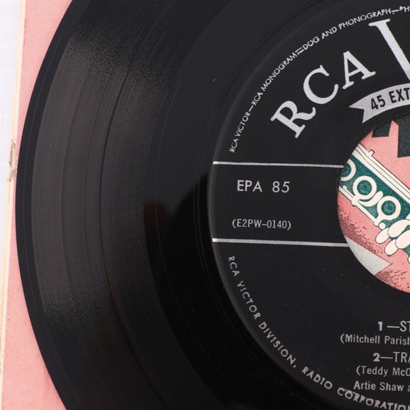 Artie Shaw & His Orchestra, Frenesi/Begin The Beguine/Star Dust 45 rpm Record EP - Picture 12 of 12